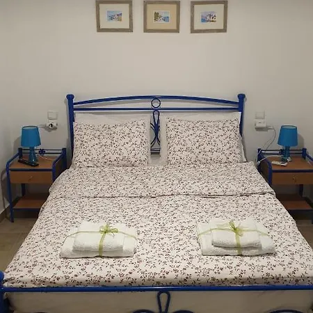 The Howard Place - Entir With A Sea View For 5 Guests Appartement