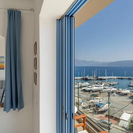 The Howard Place - Entir With A Sea View For 5 Guests Agios Nikolaos